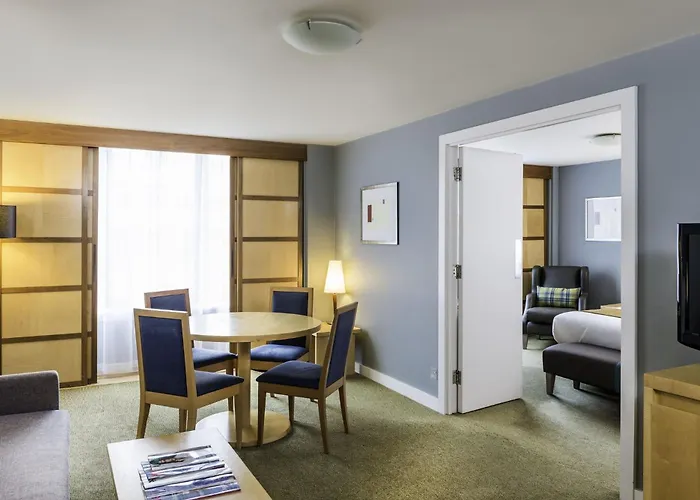 Holiday Inn Milton Keynes Central By Ihg