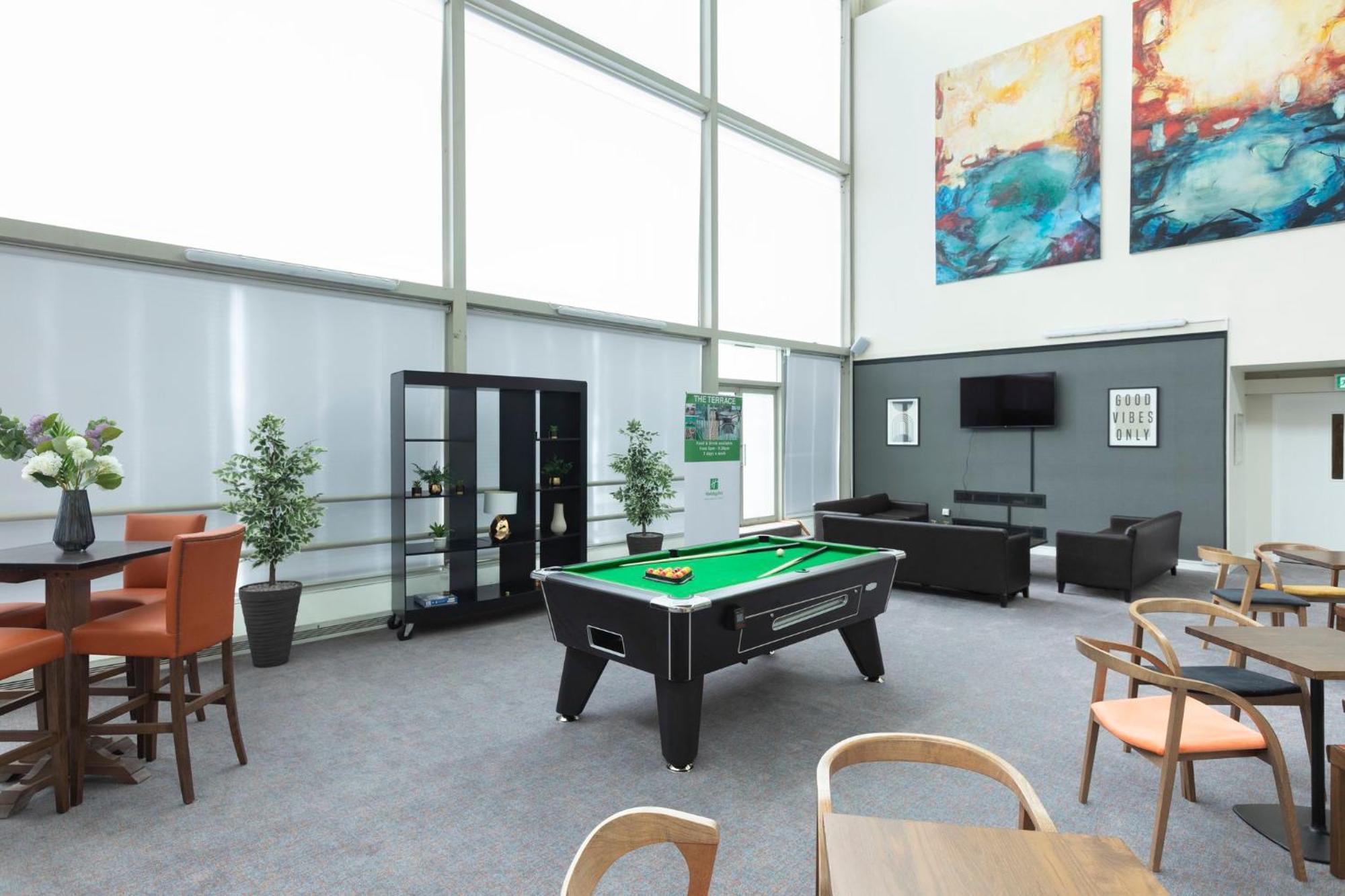 By Ihg Отель Милтон-Кейнс